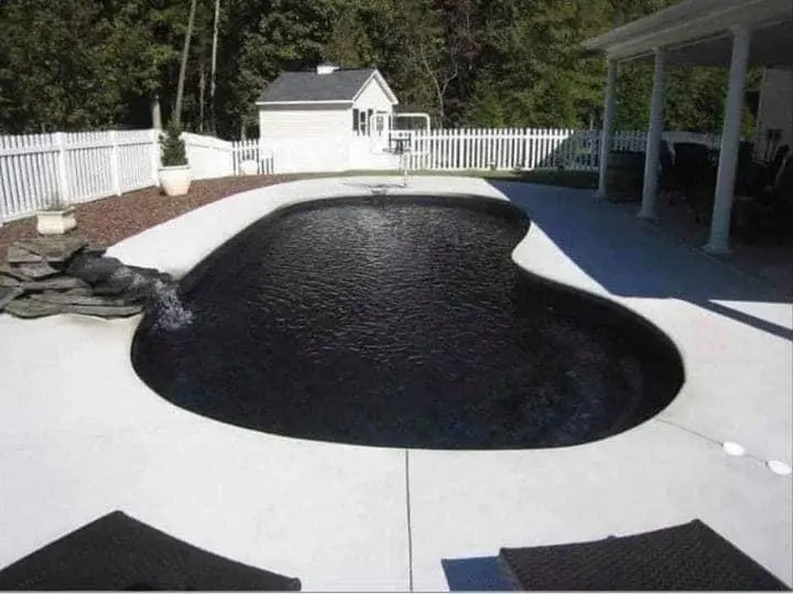 Black lined pools are a thing… and they’re terrifying