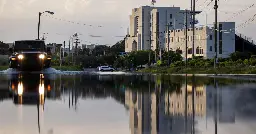 As seas near Charleston rise, city sets grim flooding record