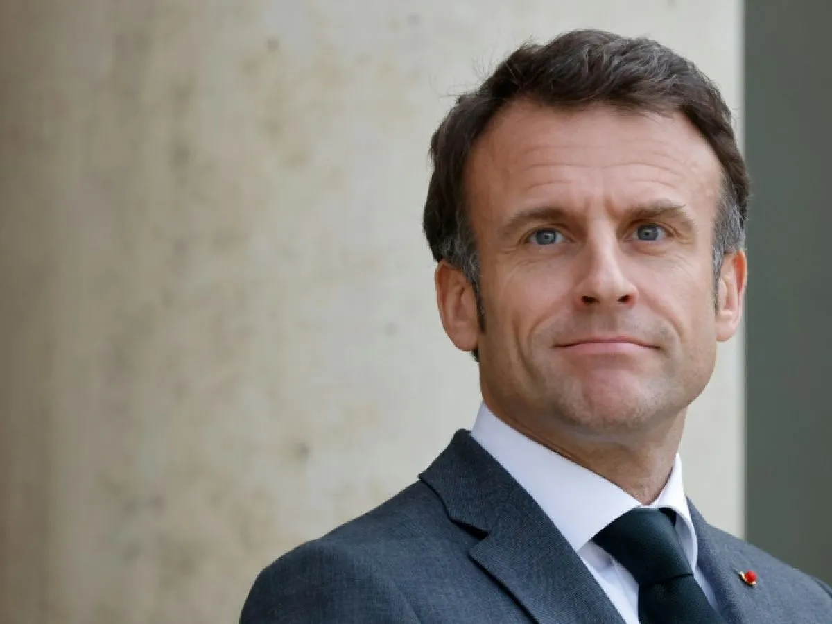 Macron envisage un ISF mondial