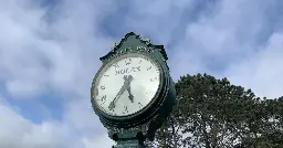 Trump vows to eliminate Daylight Saving Time